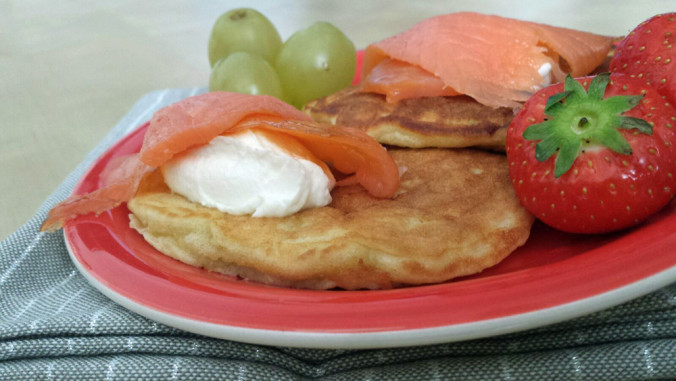 Pancake With Cheese Cream & Salmon
